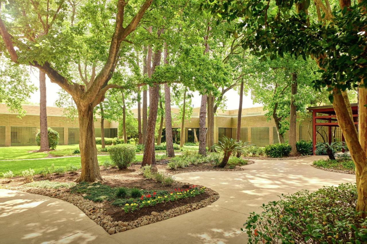 Готель Doubletree By Hilton Houston Intercontinental Airport Екстер'єр фото